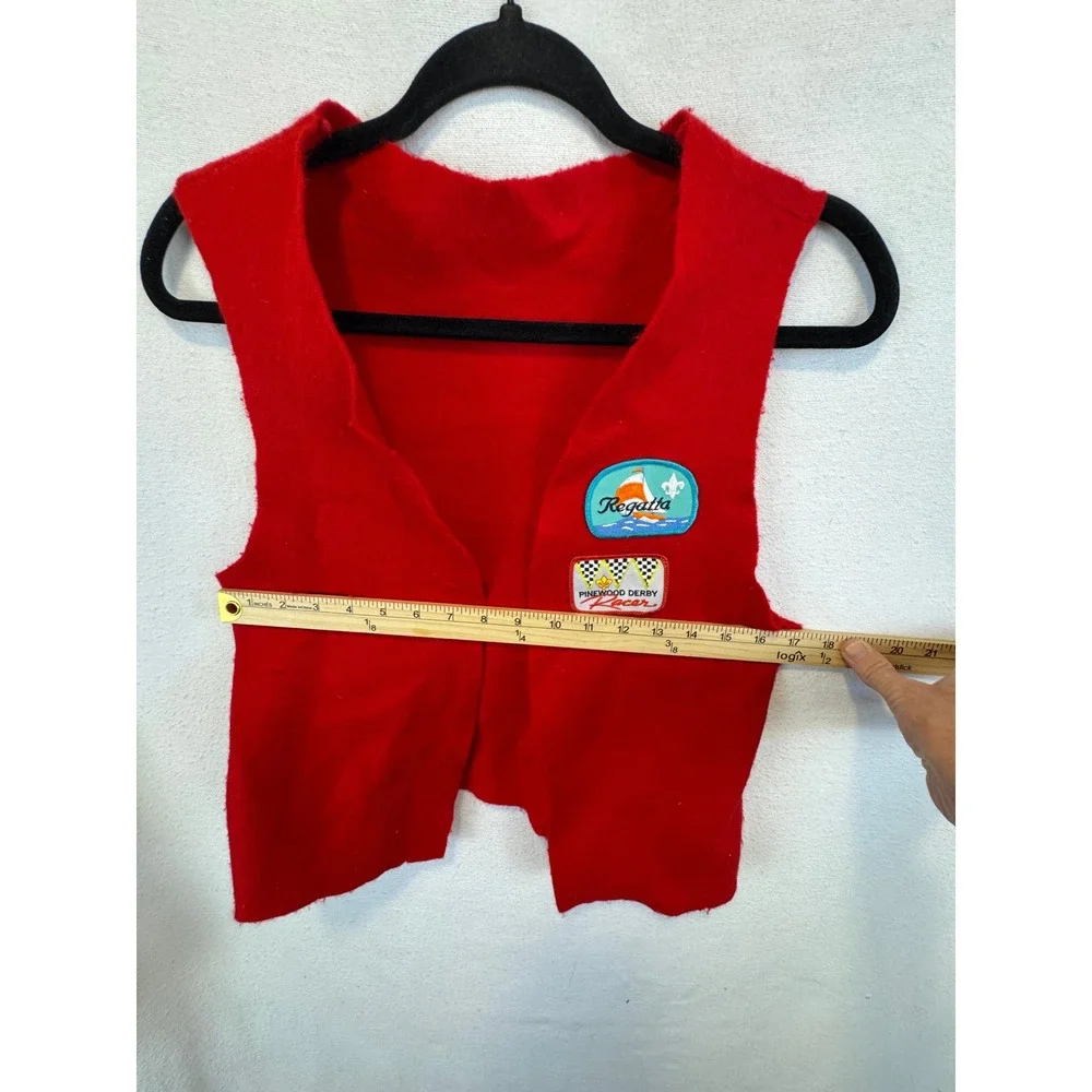 Boy Scouts of America Vest Red Felt Pinewood Derby Regatta Patches Vintage Scout